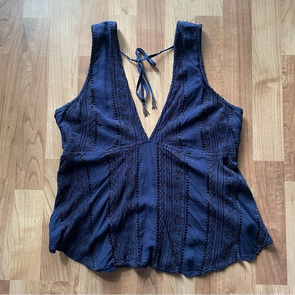 Free People Embroidered V Neck Blouse - Sz Small - Picture 1 of 8